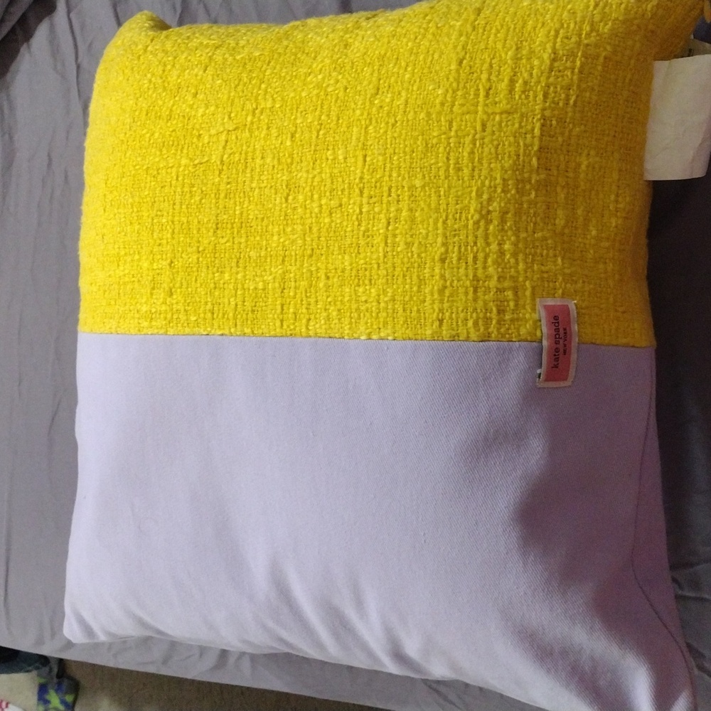 NWT KATE SPADE COLORBLOCK YELLOW LILAC THROW TOSS DECORATIVE ACCENT PILLOW NEW